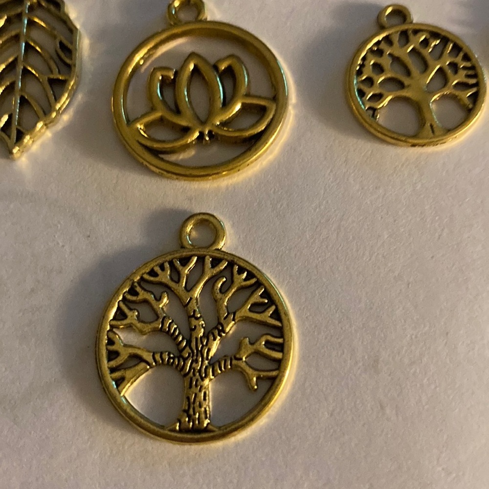Lot of 9 gold charms/pendants tree theme for jewelry